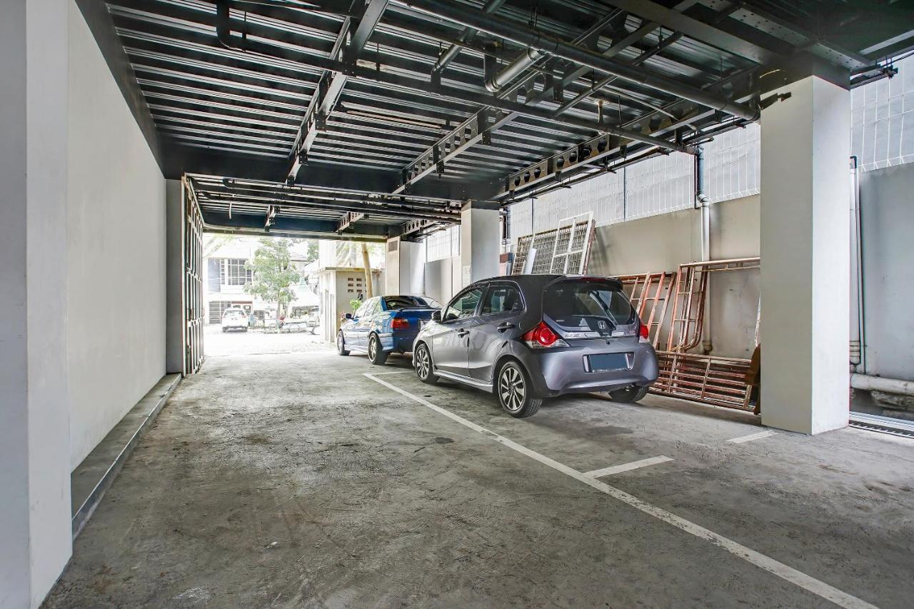 Reddoorz @ Pelajar Pejuang 3 Hotel Bandung Buitenkant foto
