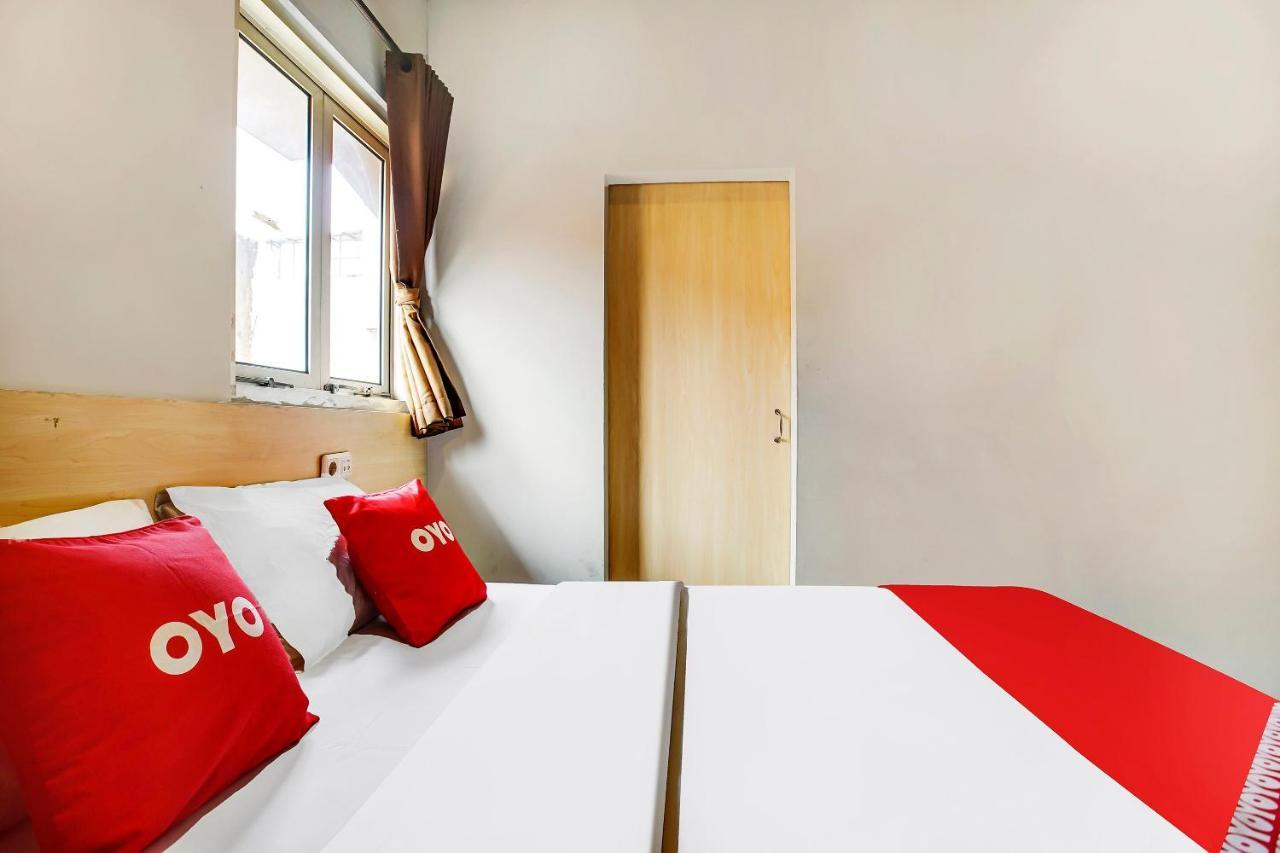 Reddoorz @ Pelajar Pejuang 3 Hotel Bandung Buitenkant foto