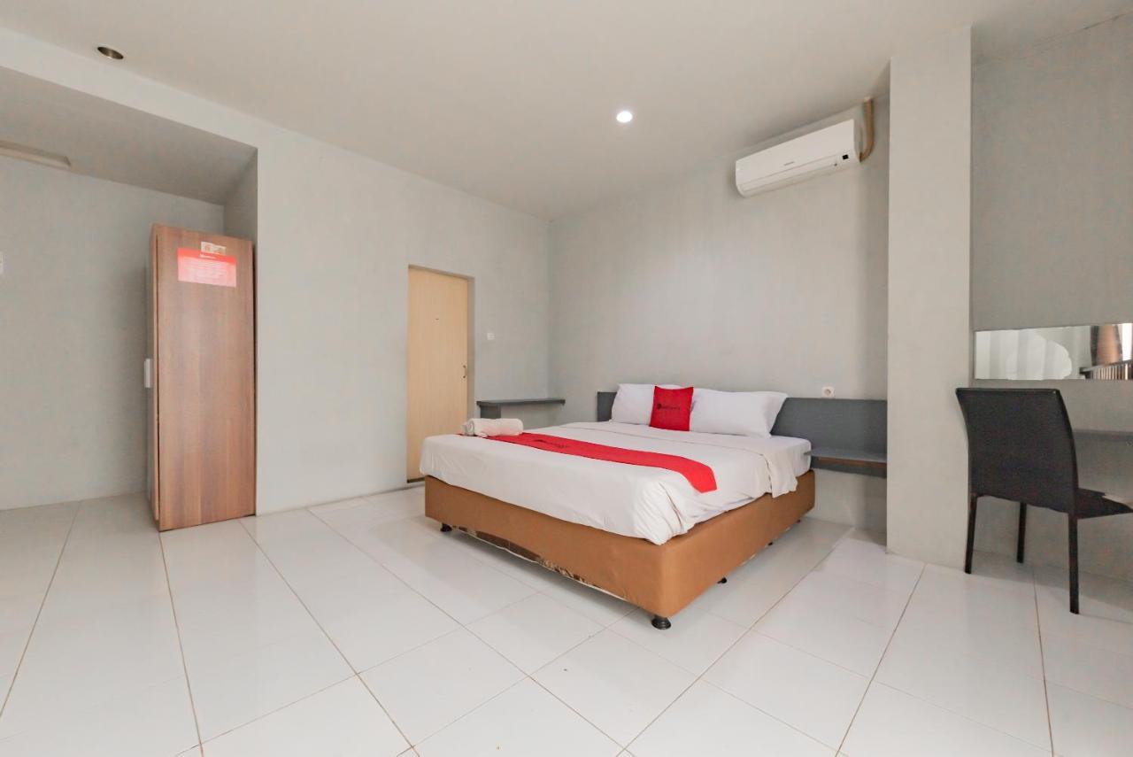 Reddoorz @ Pelajar Pejuang 3 Hotel Bandung Buitenkant foto